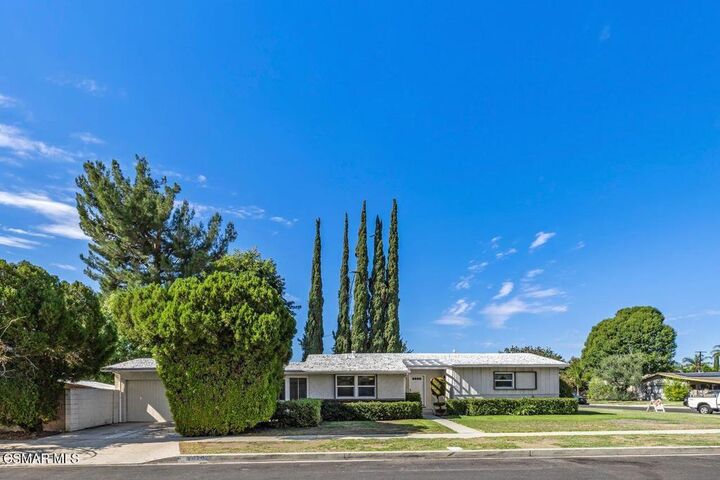 Property Photo:  20202 Schoolcraft Street  CA 91306 