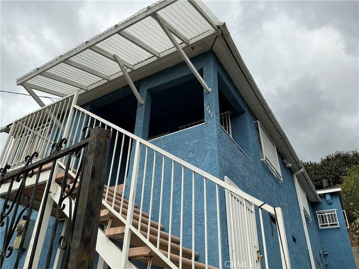 1947 Delta Street  Los Angeles CA 90026 photo