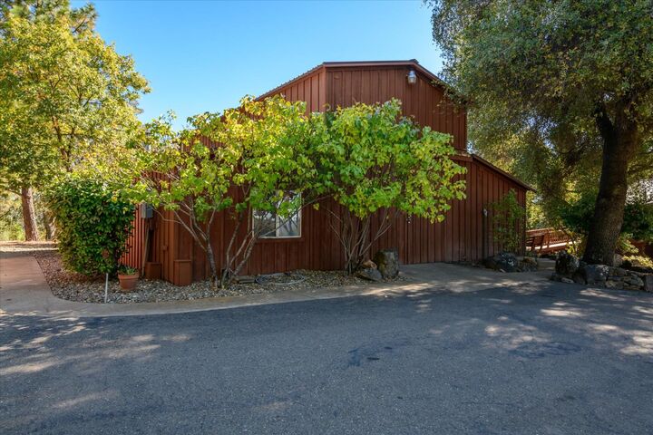 Property Photo:  2420 Rimrock Road  CA 95667