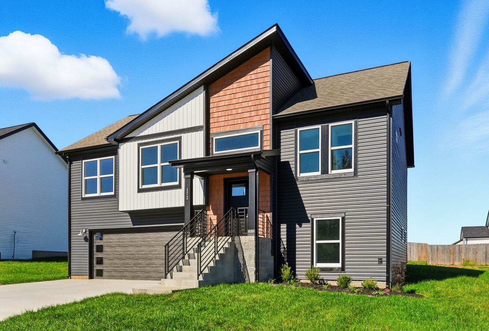 Property Photo:  172 Leitrim Dr  TN 37042