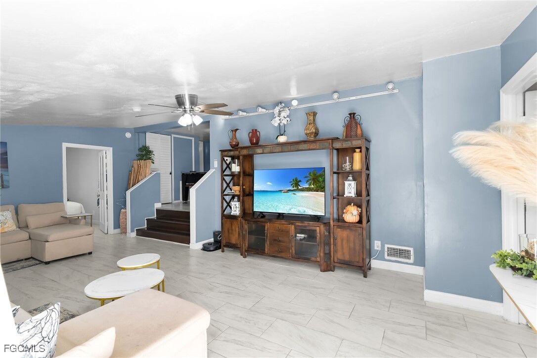 Property Photo:  16200 Cathy Court  FL 33908 