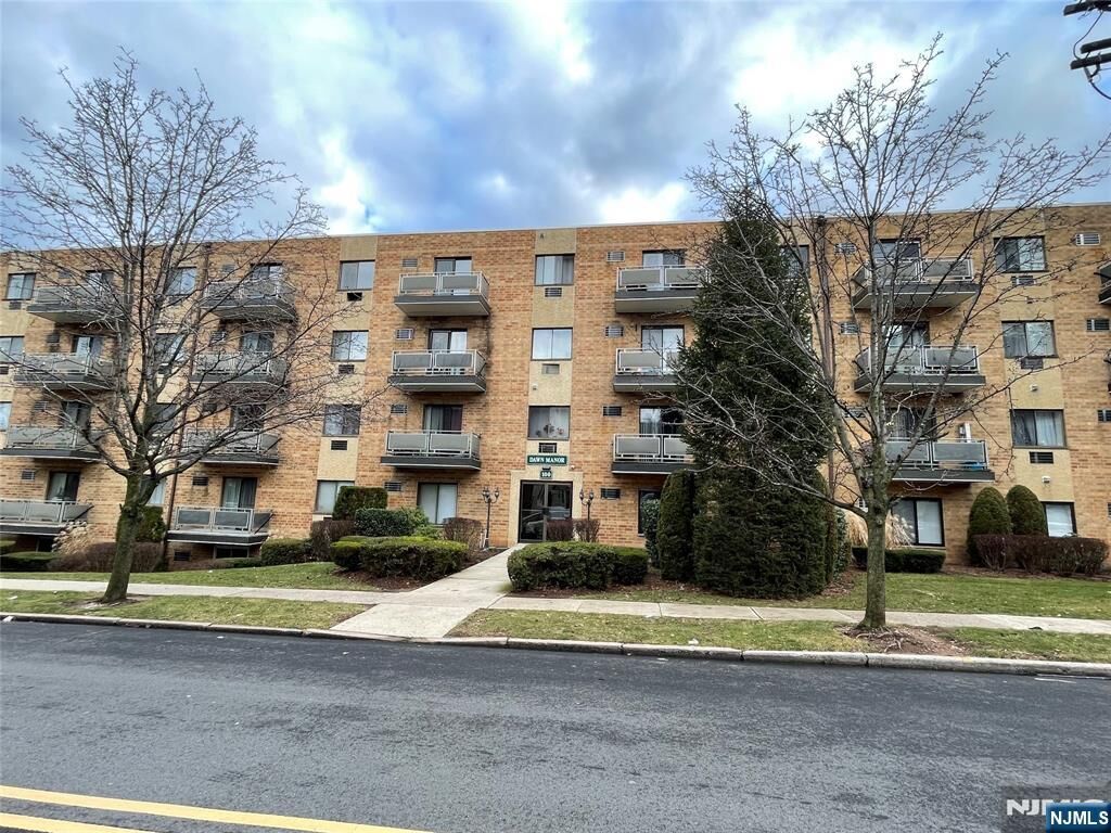 Property Photo:  100 2nd Street 310  NJ 07601