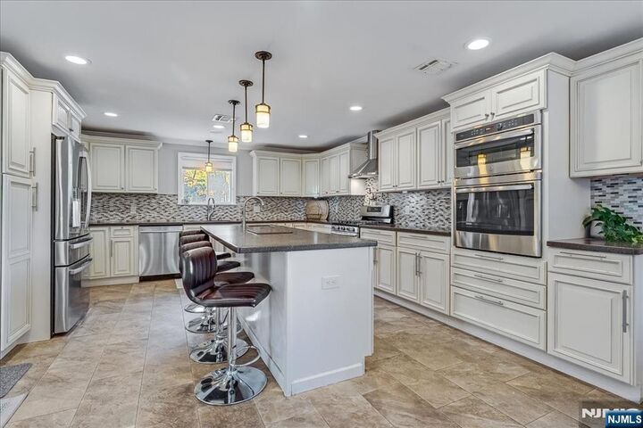 Property Photo:  104 Walnut Street  NJ 07436