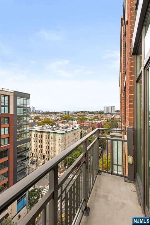 Property Photo:  1100 Maxwell 1107  NJ 07030 