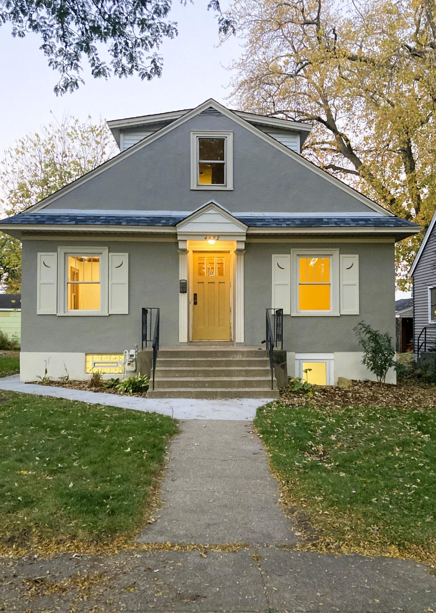 Property Photo:  4452 29th Avenue S  MN 55406