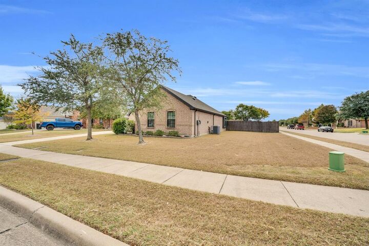 Photo de la propriété:  6406 Orange Blossom Drive  TX 76065 