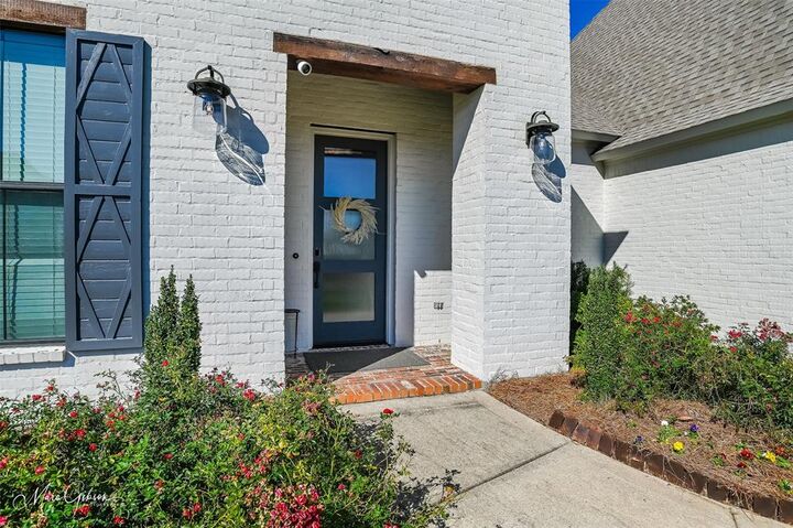 Property Photo:  321 Donna Drive  LA 71078