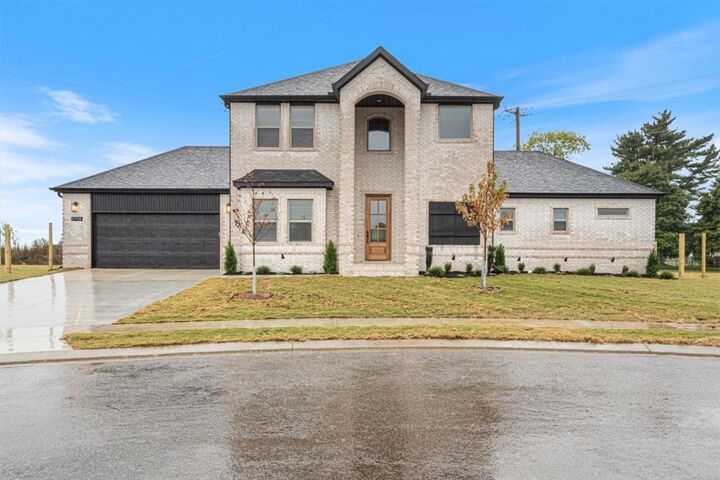 Property Photo:  6708 Spindle Street  AR 72713