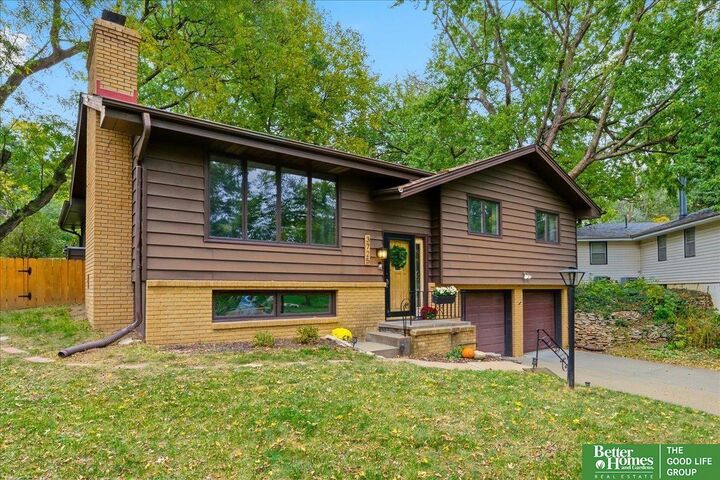 Property Photo:  3725 N 86 Street  NE 68134