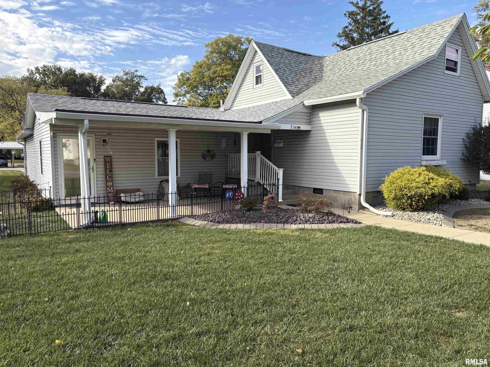 Property Photo:  714 Cedar Street  IL 62801 