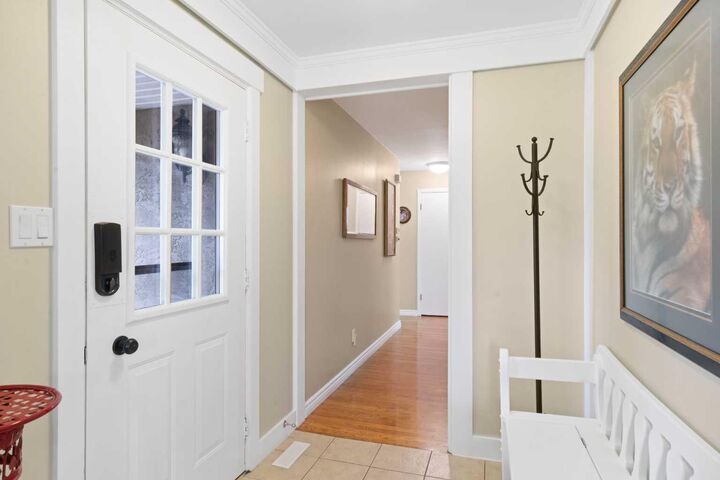 Property Photo:  9632 Oakcliffe Drive SW  AB T2V 0J7