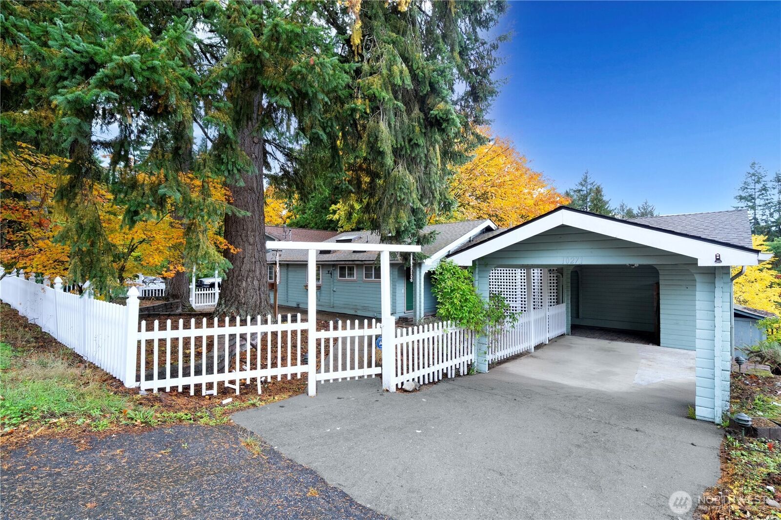 Property Photo:  10271  148th Avenue SE  WA 98059