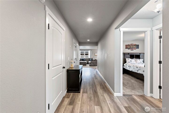 Property Photo:  519  K Street NE  WA 98848