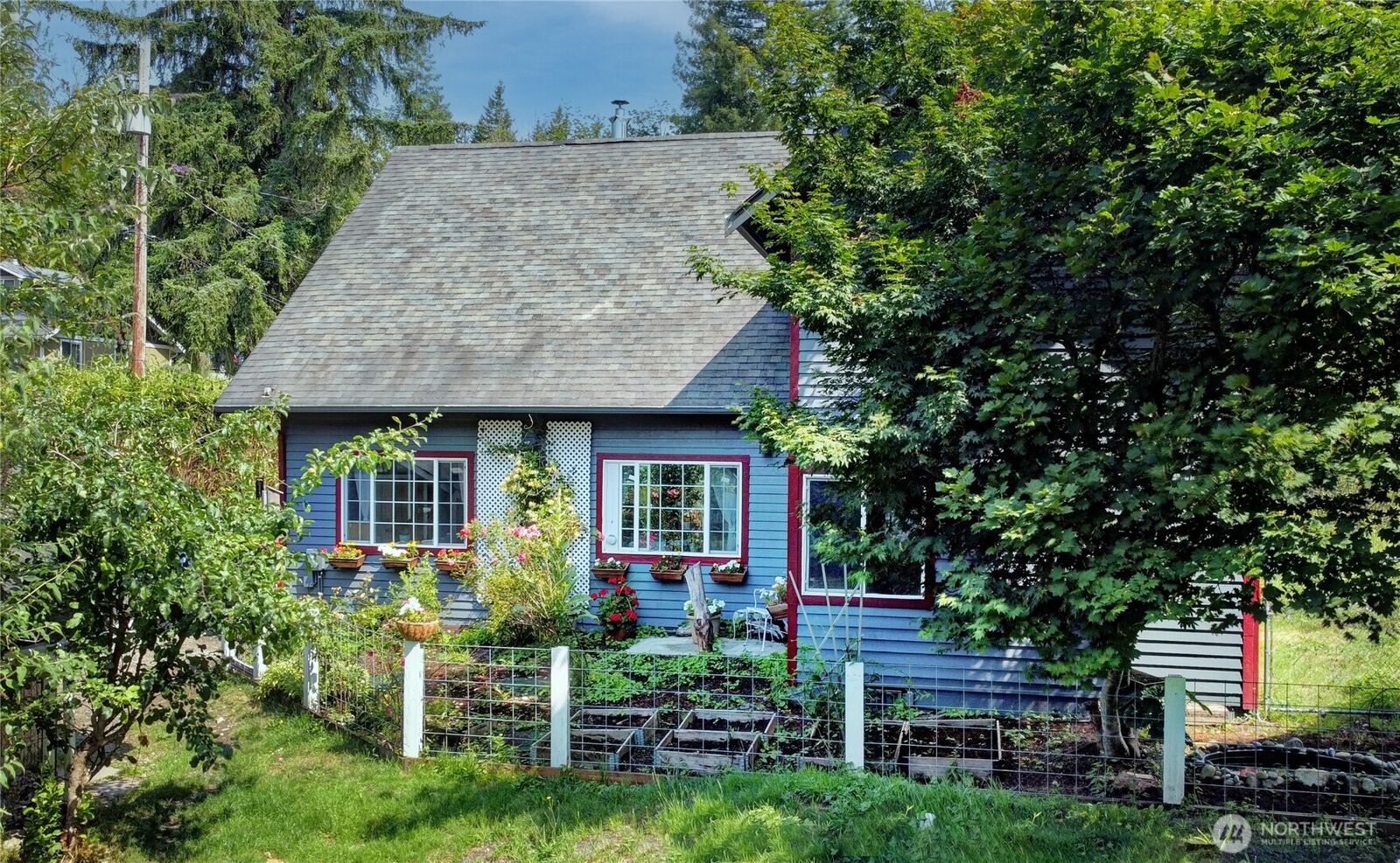 Property Photo:  35904 SE 46th Street  WA 98024