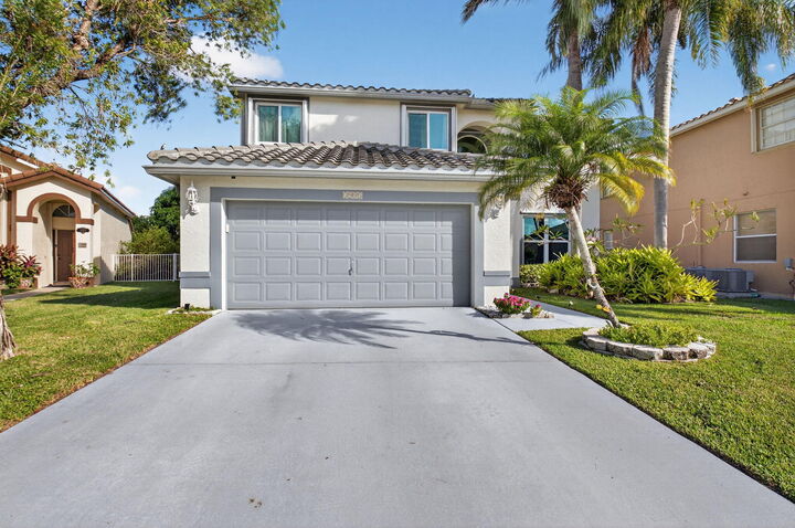Property Photo:  3943 Westchester Way  FL 33436