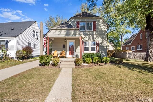Property Photo:  846 Phillips Avenue  MI 48017