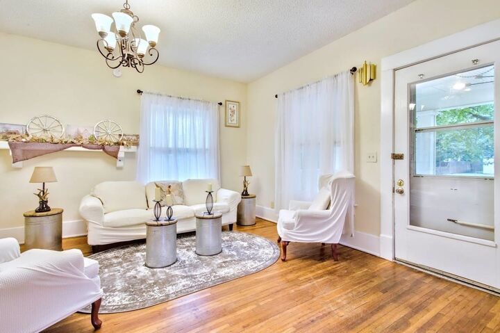 Property Photo:  609 N Garfield Ave  KS 67135