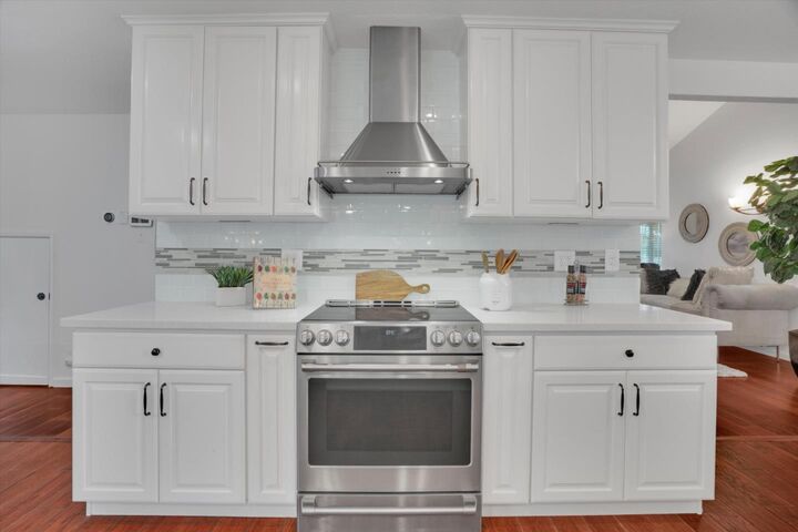 Property Photo: 3305 San Carlos Way CA 94587