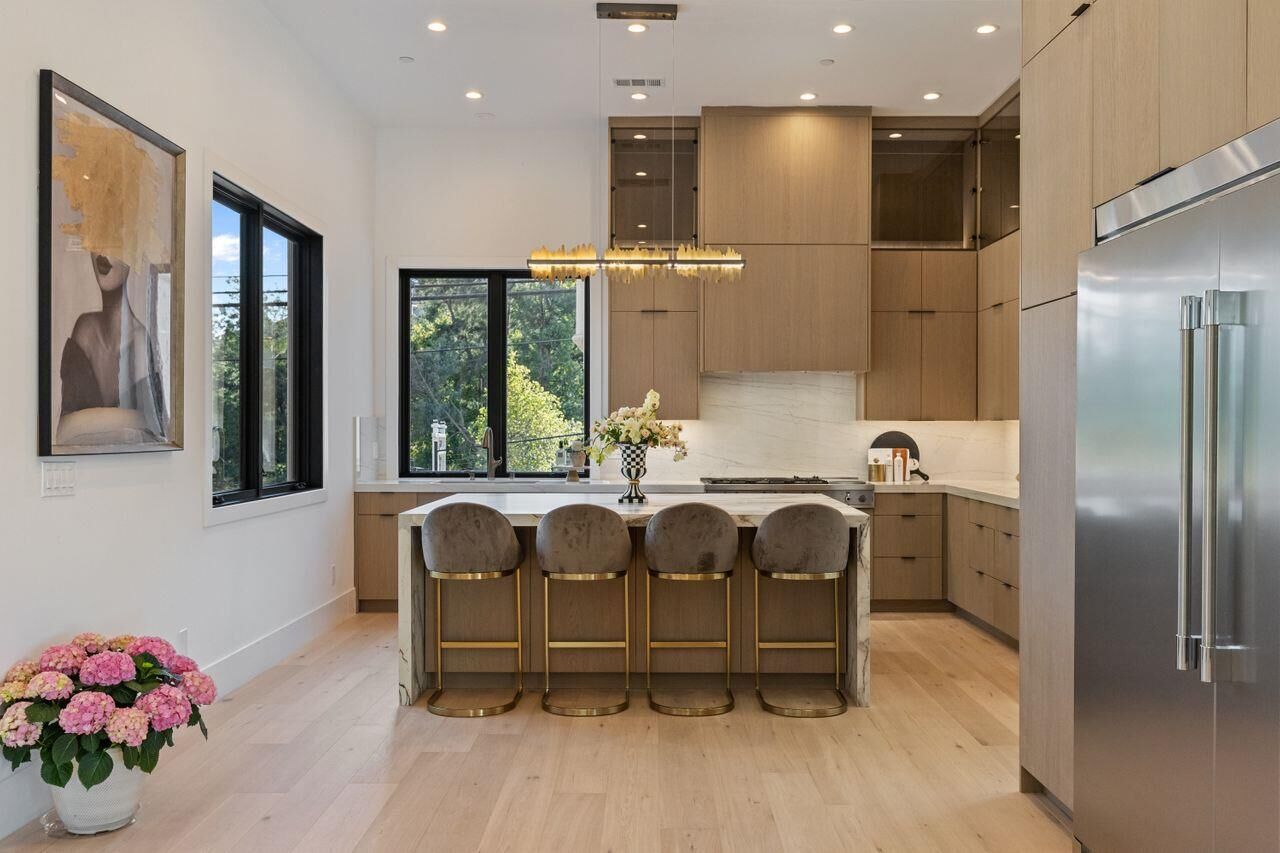 Property Photo:  18071 Saratoga Los Gatos Road  CA 95030 