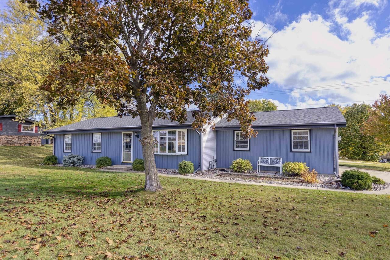 Property Photo:  1101 North Pass Street  WI 53534 