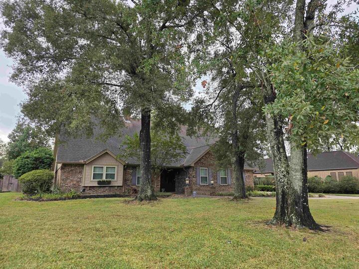 Property Photo: 1550 Belvedere TX 77706