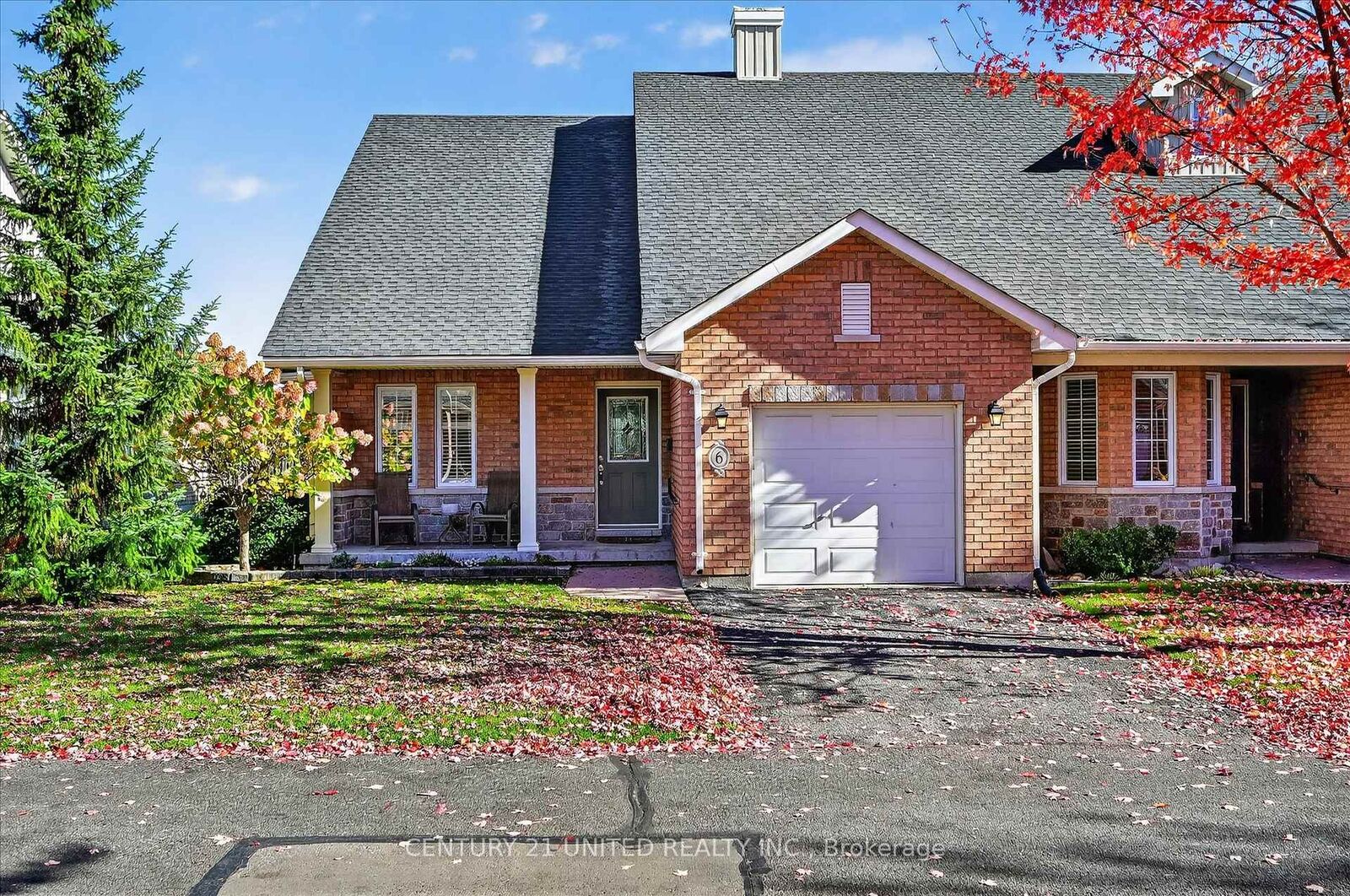 Photo de la propriété:  6 Village Crescent  ON K9J 8S7 