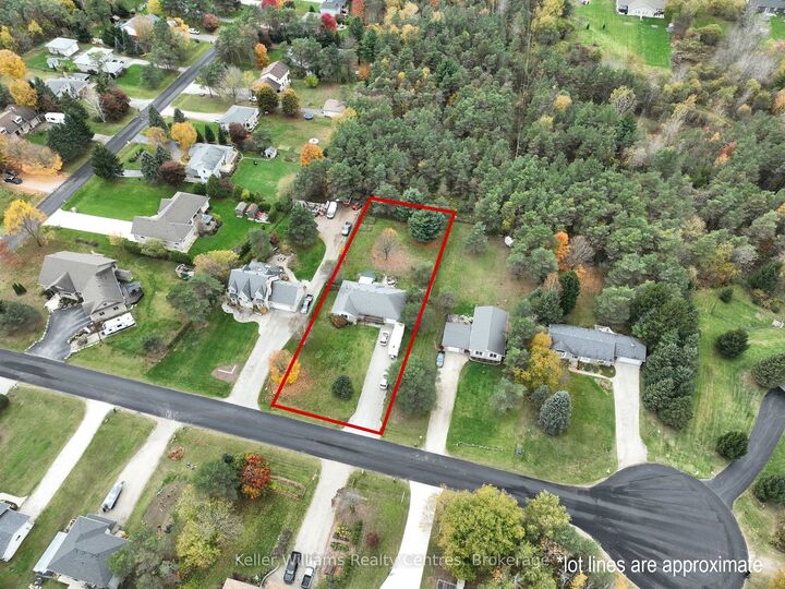 Property Photo:  12 Pine Tree Drive  ON N0H 2T0