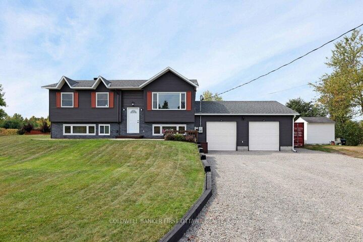 Property Photo:  1181 Holbrook Road  ON K7A 4S7