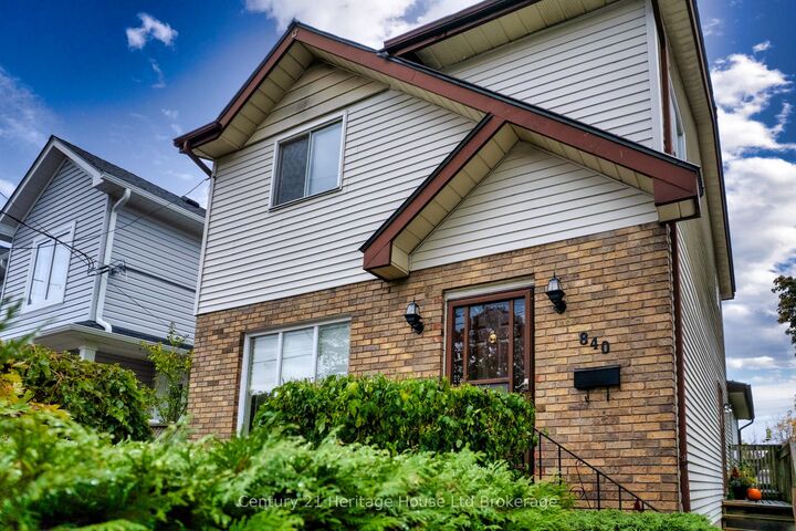 Property Photo:  840 Water Street  ON N4S 1S8