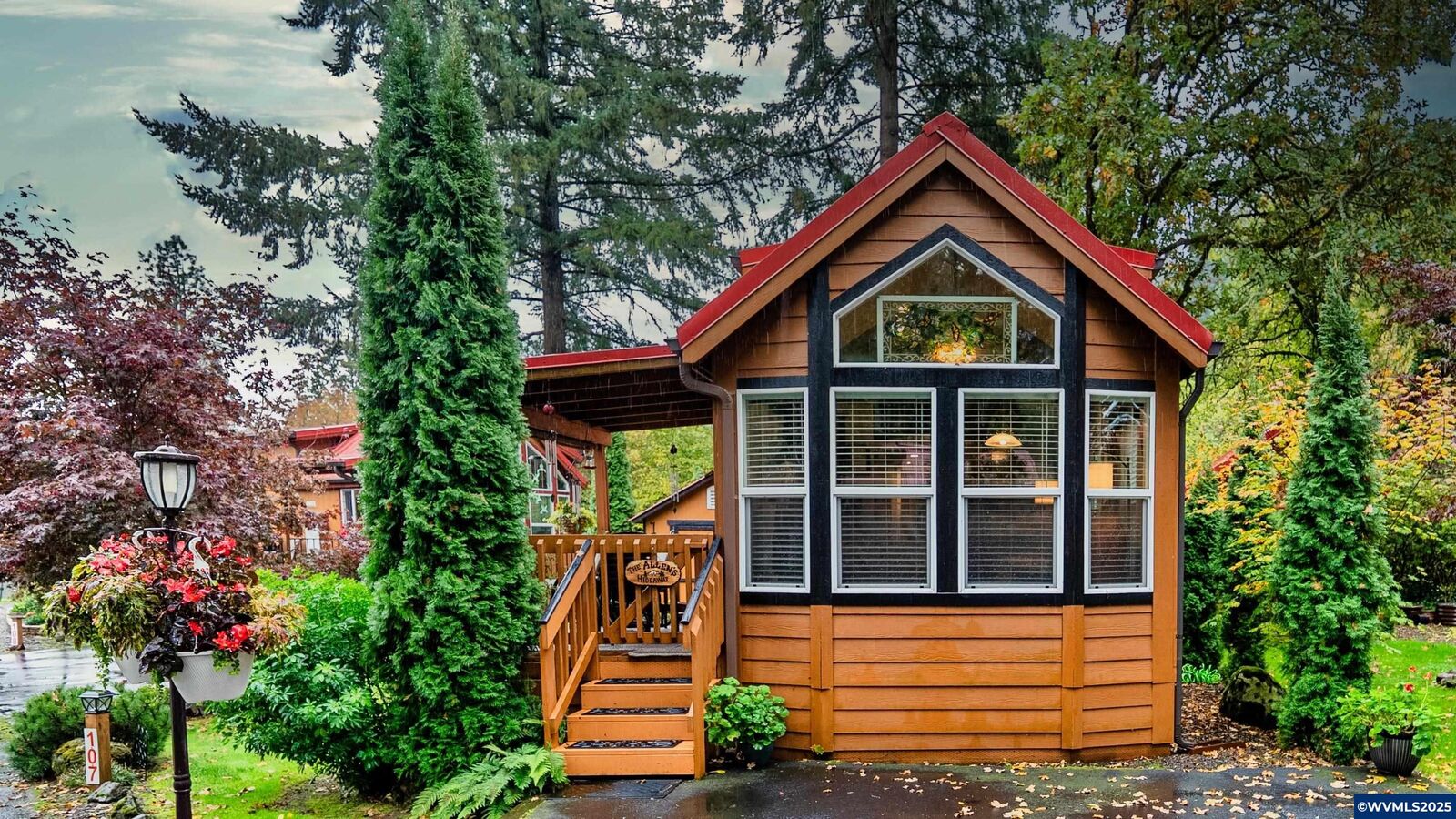 Property Photo: 8372 Enchanted (#107) Wy SE 107 OR 97392