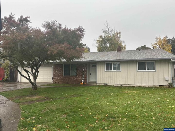 Property Photo: 4985 Wagon Rim Ct SE OR 97317