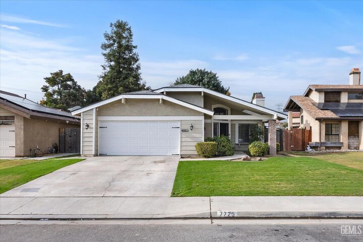 Property Photo: 7725 Cibola Drive CA 93309