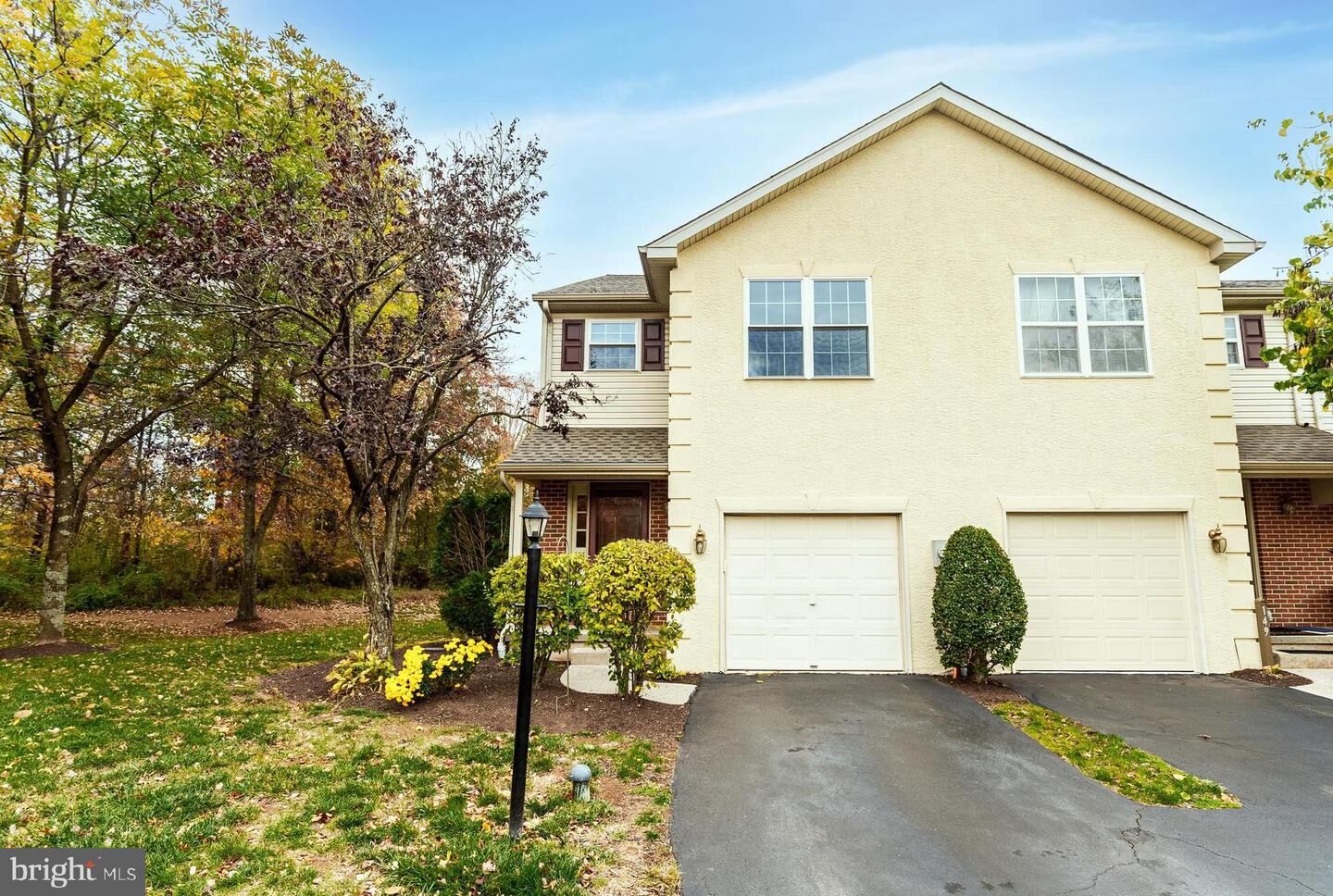Property Photo: 151 Vernon Court PA 19446
