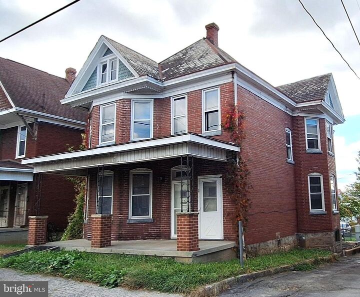 Property Photo:  11 E First Street  MD 21502 