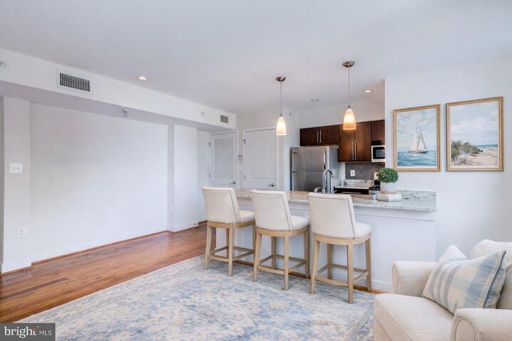 Property Photo:  420 16th Street SE 208  DC 20003 