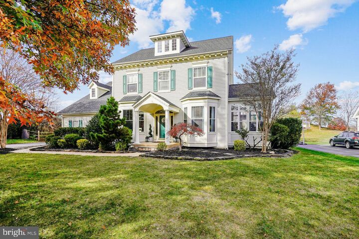 Property Photo: 6752 Eckert Court VA 20187