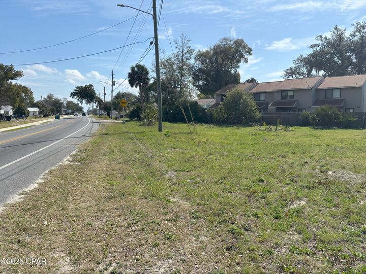 Property Photo: 000 E Hwy 98 Bus FL 32404