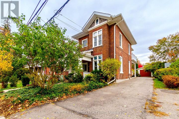 Property Photo:  458 Driscoll Terrace  ON K9H 1T7