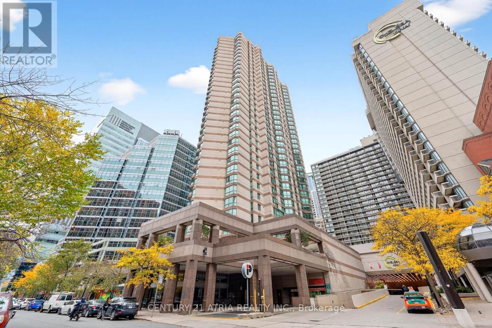 Property Photo: 38 Elm Street 2302 ON M5G 2K5