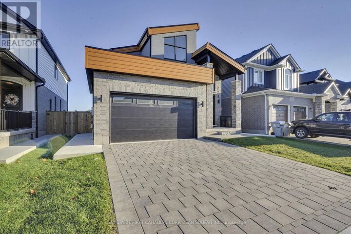 Property Photo:  224 Winlow Way  ON N0L 1R0