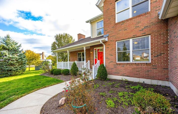 Property Photo:  4 Olde Stone Court  OH 45056