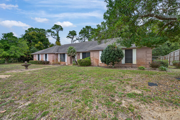 Property Photo:  3 Neptune Drive  FL 32569 