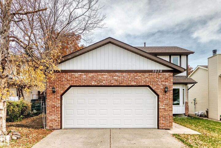 Property Photo: 1028 107 Street NW AB T6J 6H2