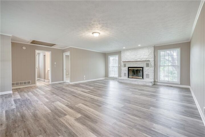 Property Photo: 2174 Highway 323 GA 30543