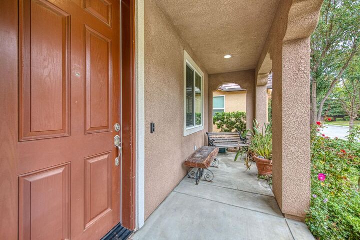Property Photo:  7141 N Lead Avenue  CA 93711