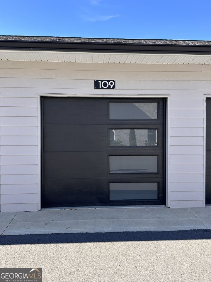 Property Photo:  109 Chateau Drive SE  GA 30161 