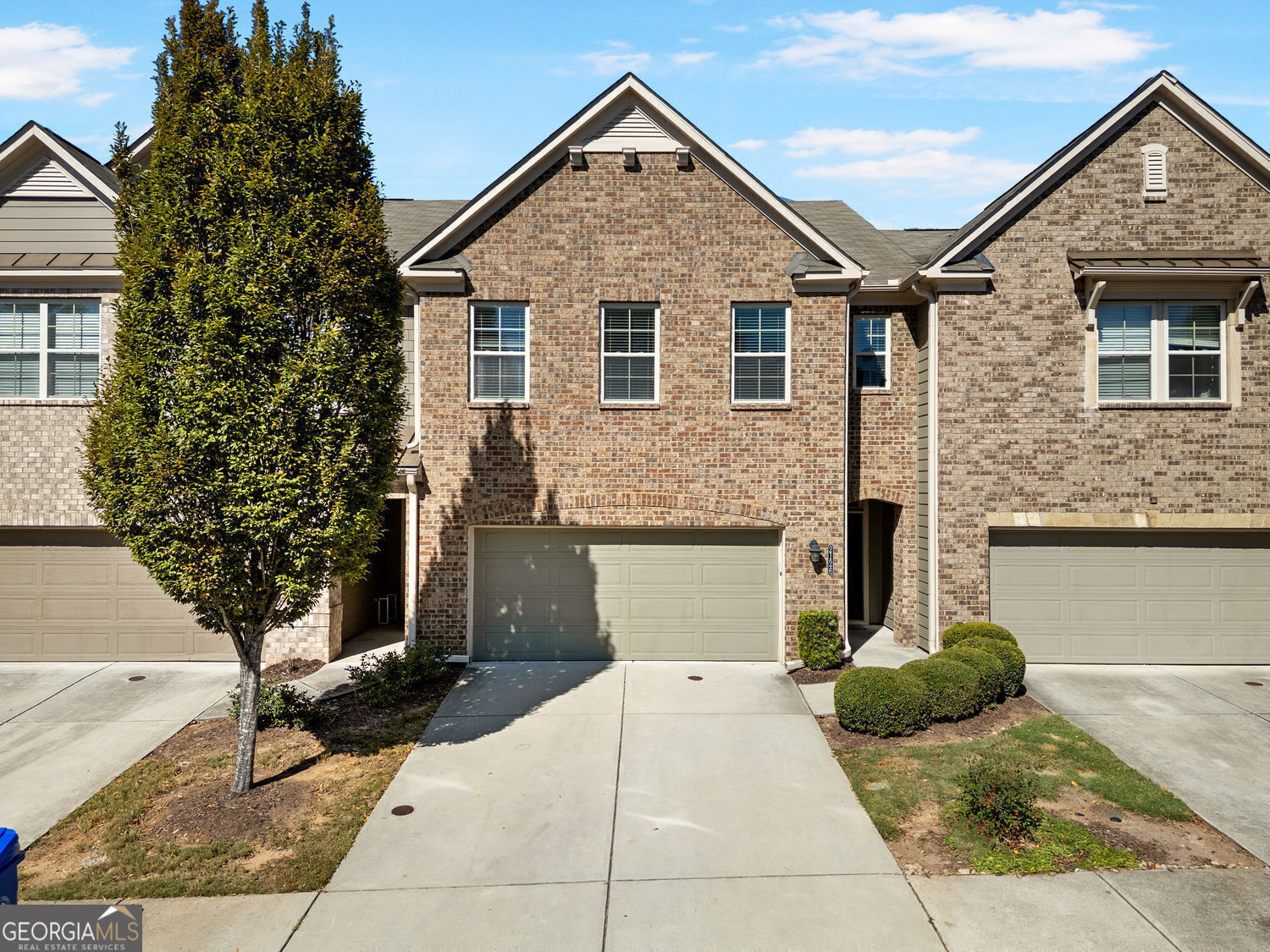 Property Photo: 2126 Knoll Place NE GA 30329