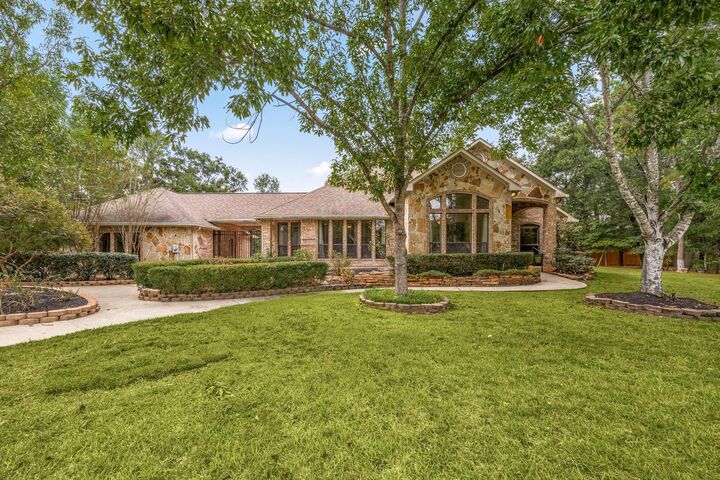 Property Photo: 28618 Benders Crossing Drive TX 77386