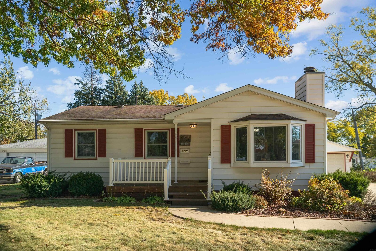 Property Photo:  1275 Deloris Drive  IA 50701