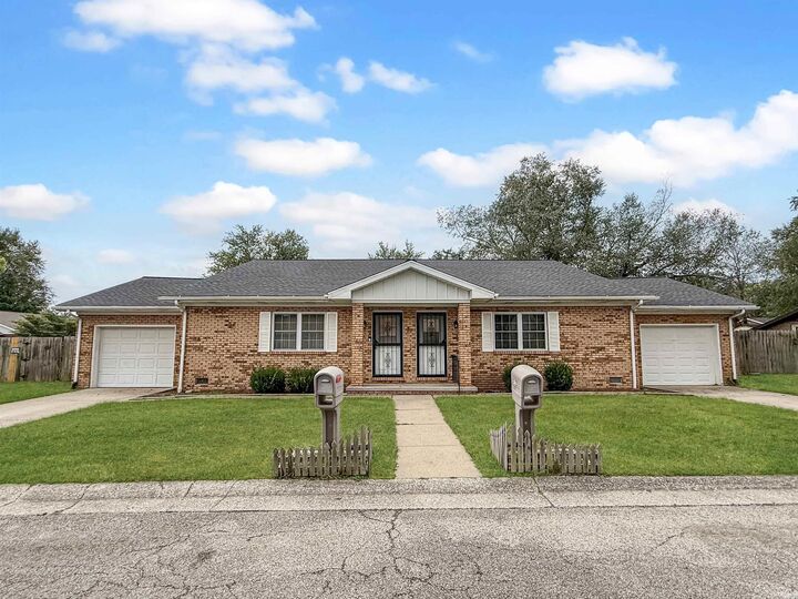 213 215 Lorshelna Drive  Evansville IN 47711 photo